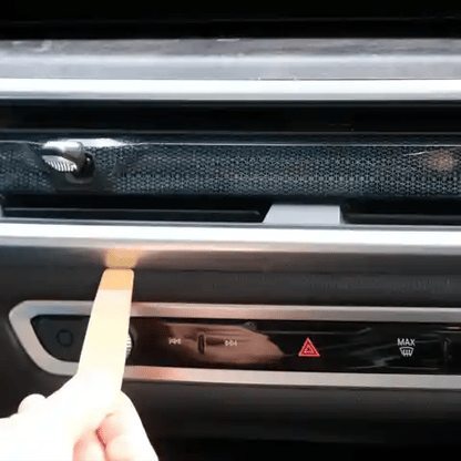 Animation of Offroam Phone Mount installation for BMW X5 2024-2026 | X6 2024-2027 | X7 2023-2027. This premium phone mount installs easily without drilling or glue. Spring loaded Universal holder for use with any phone. Perfect placement without blocking screens, driver view, or air flow. Fully adjustable positioning.