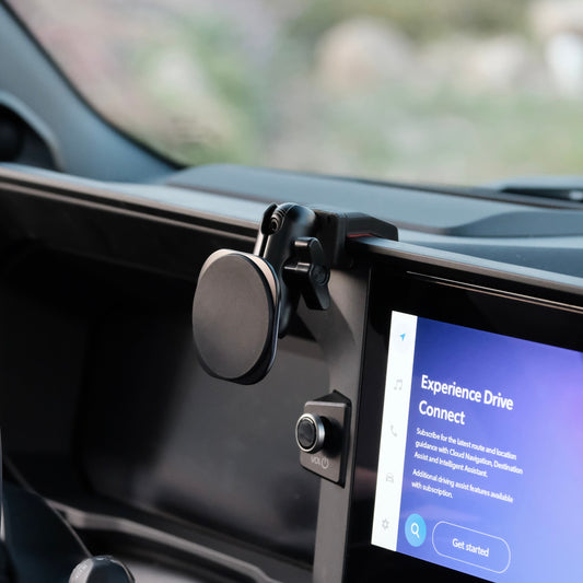 Toyota Land Cruiser 250 2024-2025 MagSafe Phone Mount