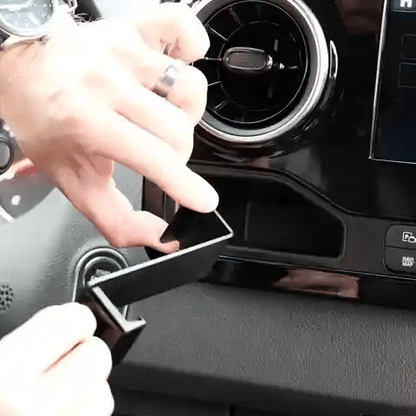 Mercedes-Benz Sprinter 2019-2026 MagSafe-compatible Phone Mount