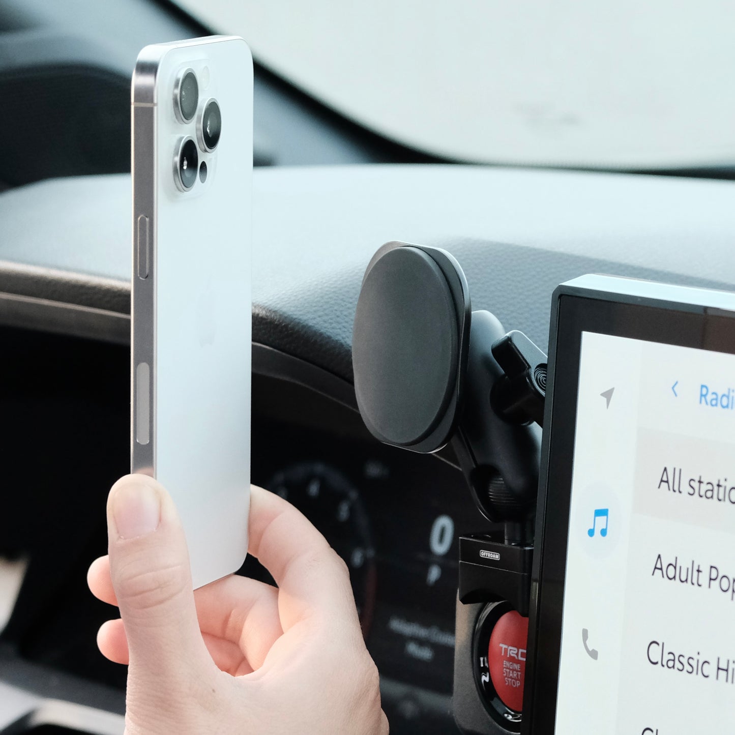 Toyota Tacoma 2024-2025 | 4Runner 2025 MagSafe-compatible Phone Mount