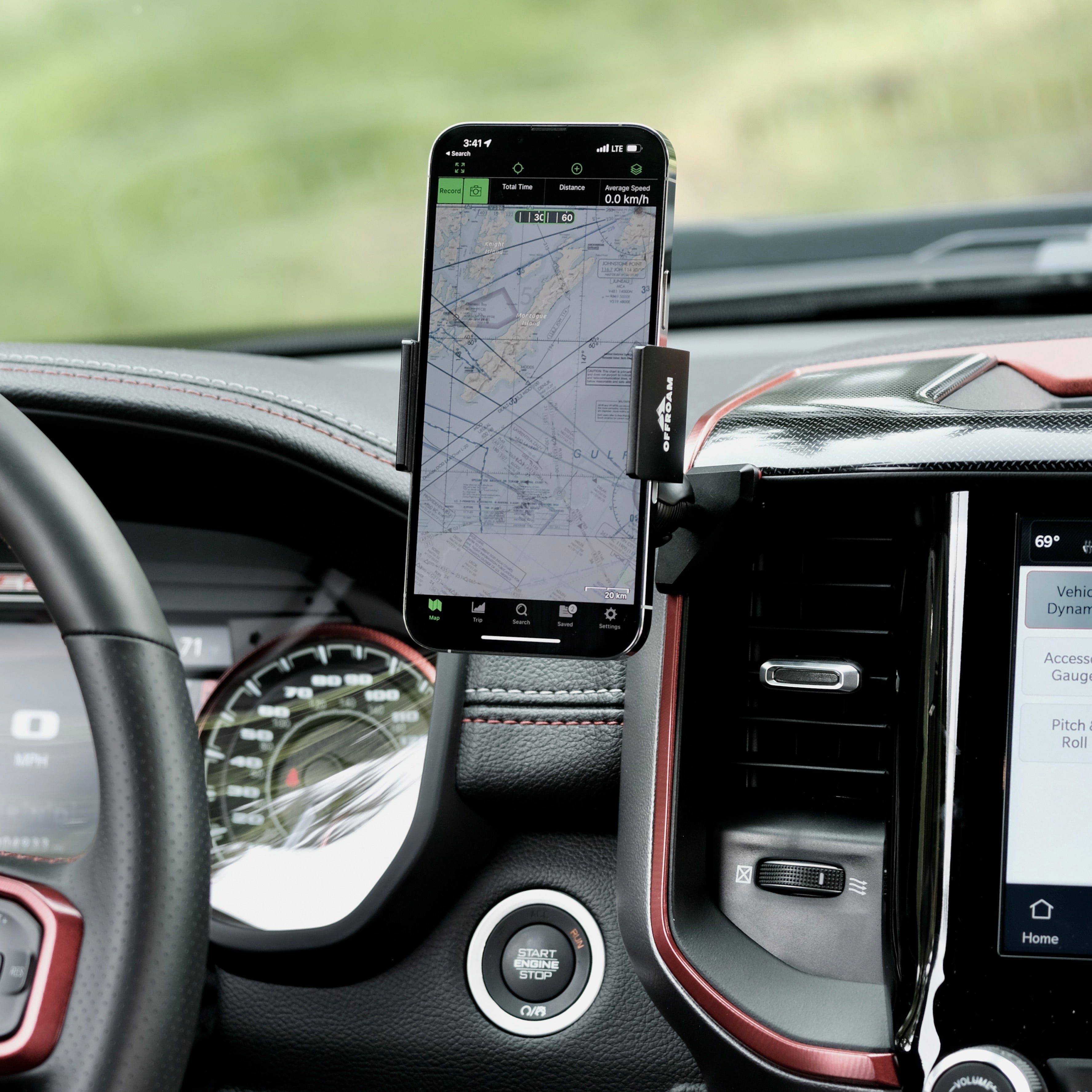 Support Ram Mount 2019-2024 Ram 1500/2500/3500 4x4 phone mount by Offroam Canada ...